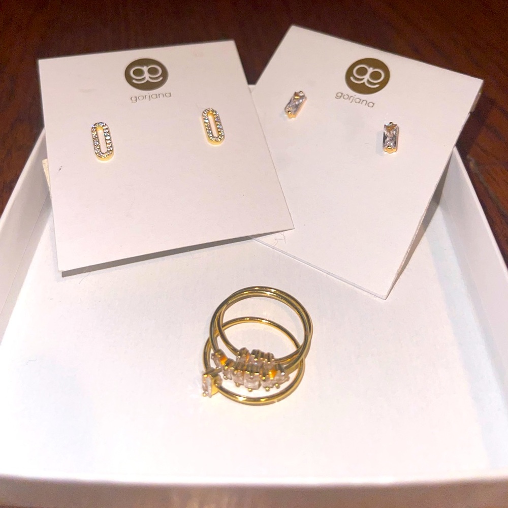 2 pairs of earrings & a 3-piece sz 6 ring set of 18k gold dipped Gorjana jewelry